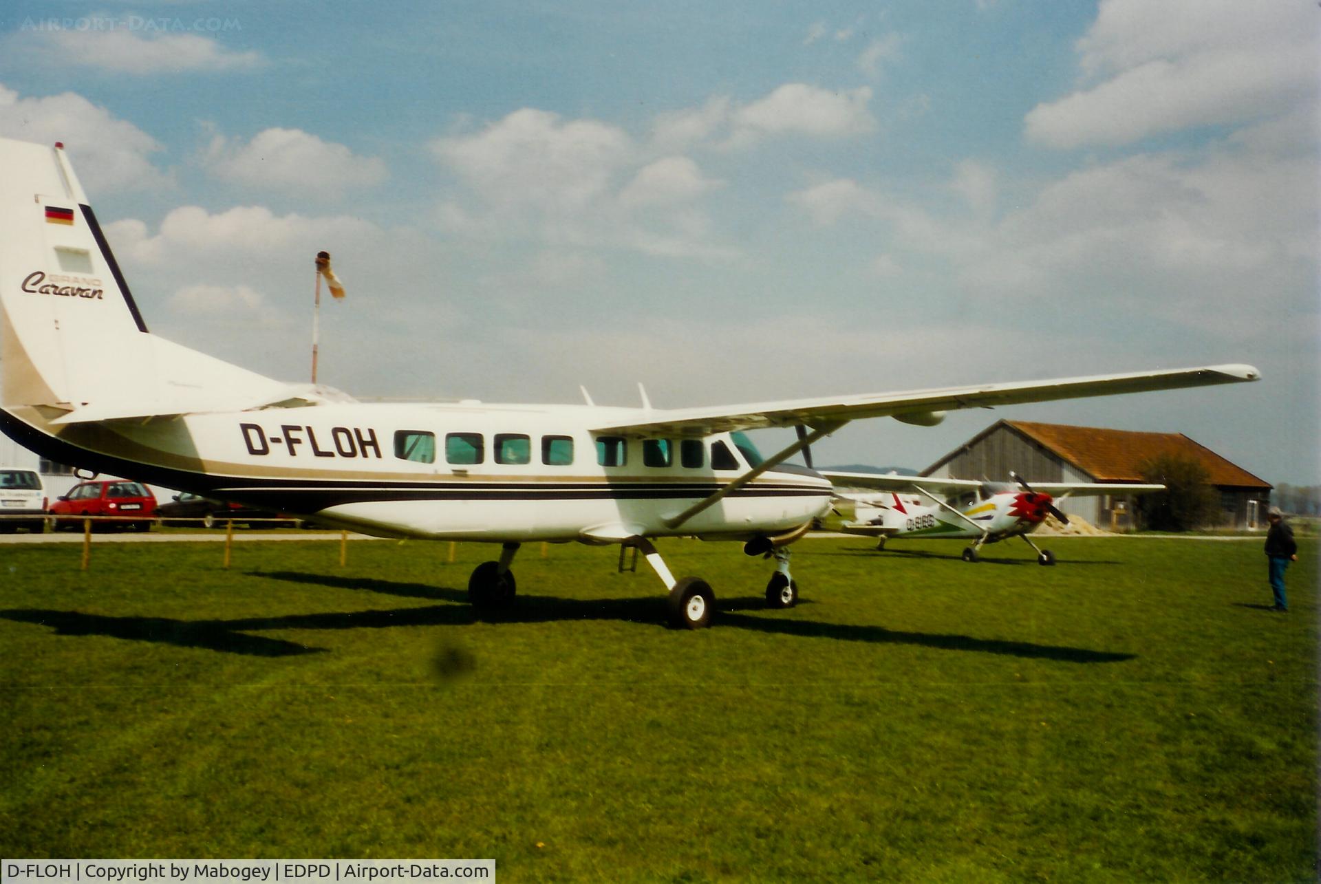 D-FLOH, 1996 Cessna 208B Grand Caravan C/N 208B-0576, The D-FLOH @ Dinglofing airport.