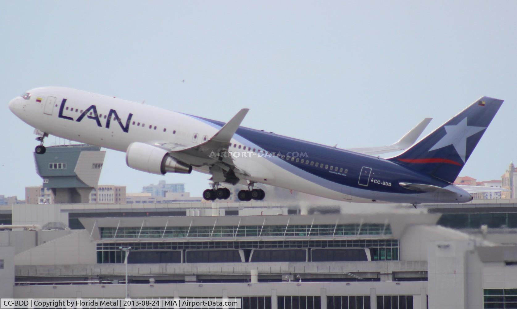 CC-BDD, 2012 Boeing 767-316/ER C/N 40799, LAN 767-300