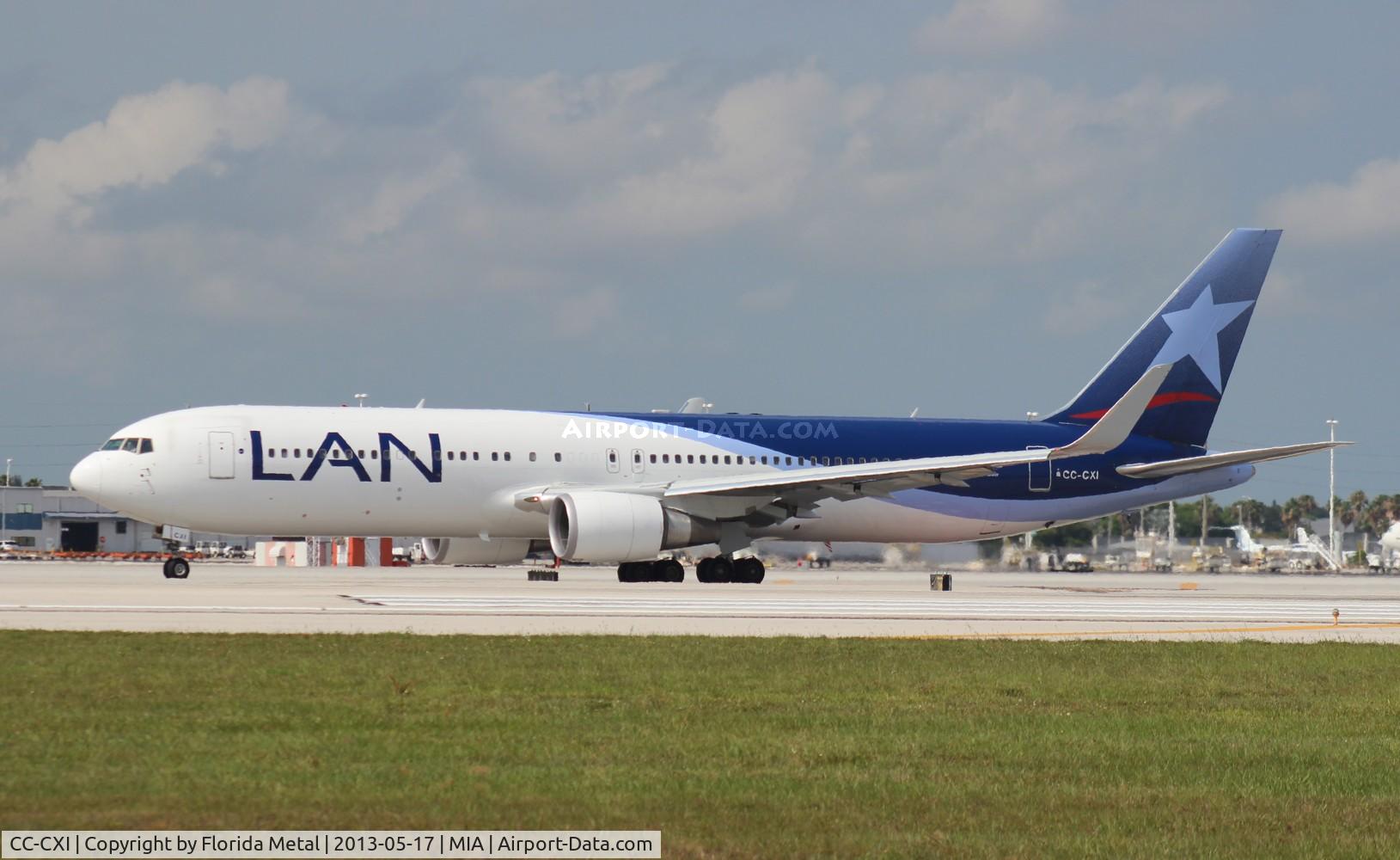 CC-CXI, 2009 Boeing 767-316/ER C/N 37800, LAN 767-300