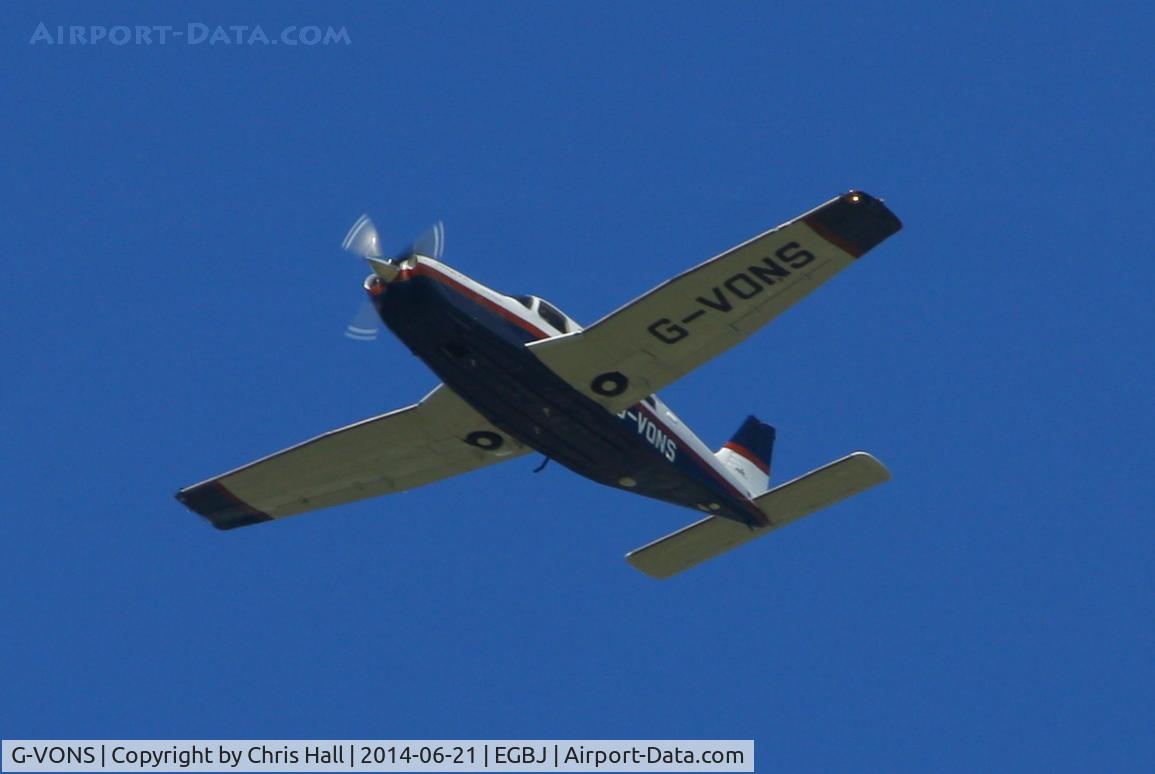 G-VONS, 2000 Piper PA-32R-301T Saratoga II TC Turbo Saratoga C/N 3257155, Visitor for Project Propeller 2014