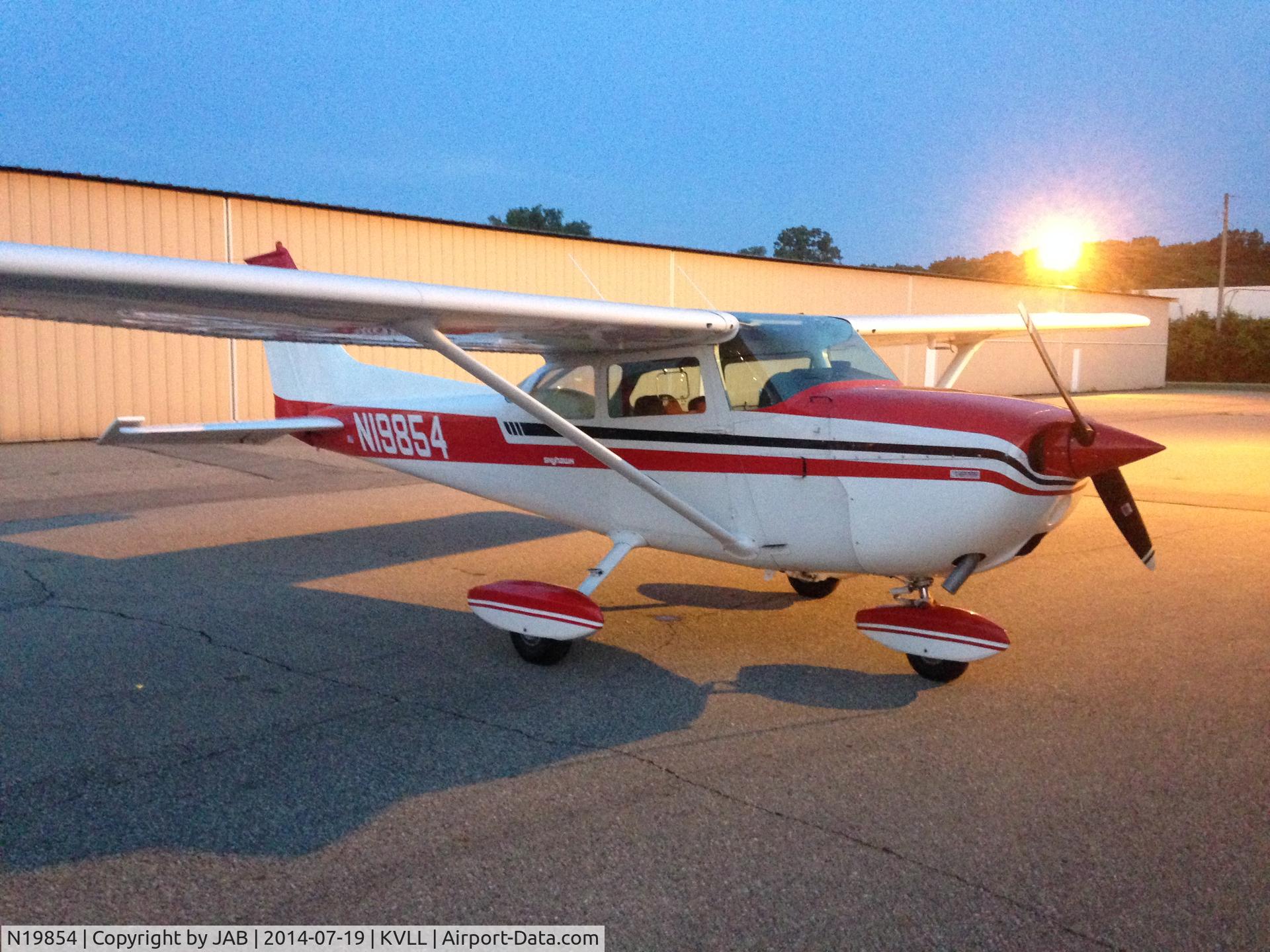 N19854, 1972 Cessna 172M C/N 17260807, 1973 C172M