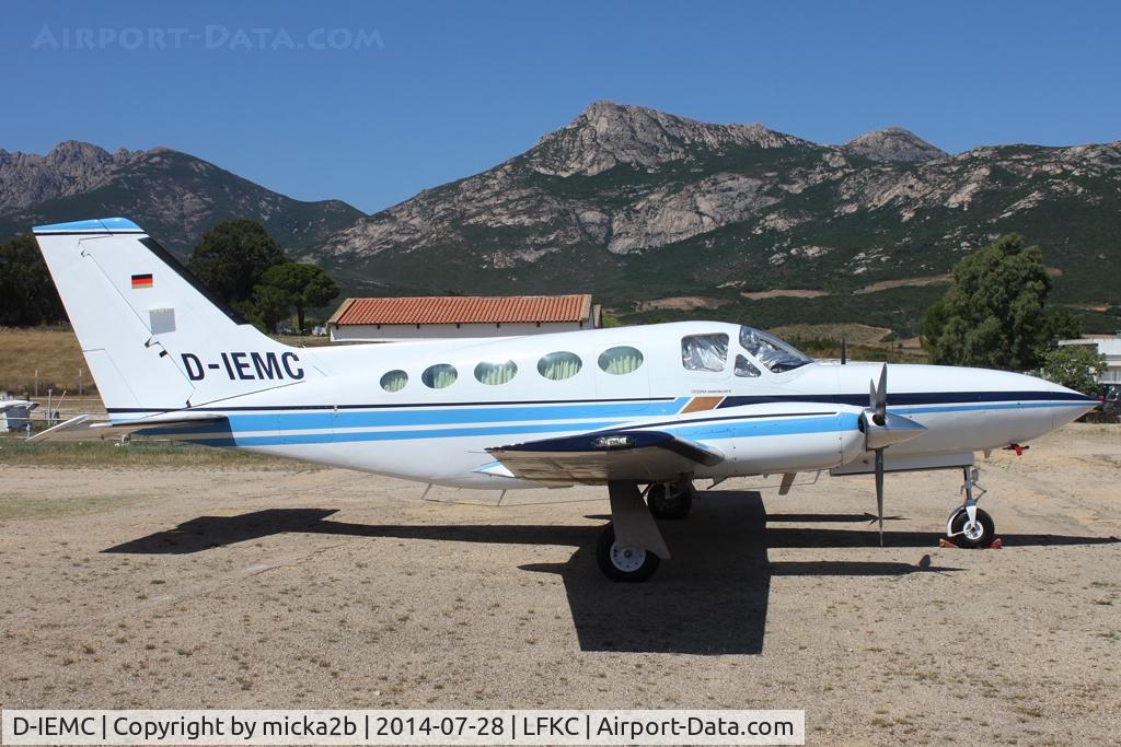 D-IEMC, Cessna 414A Chancellor Chancellor C/N 414A-0282, Parked