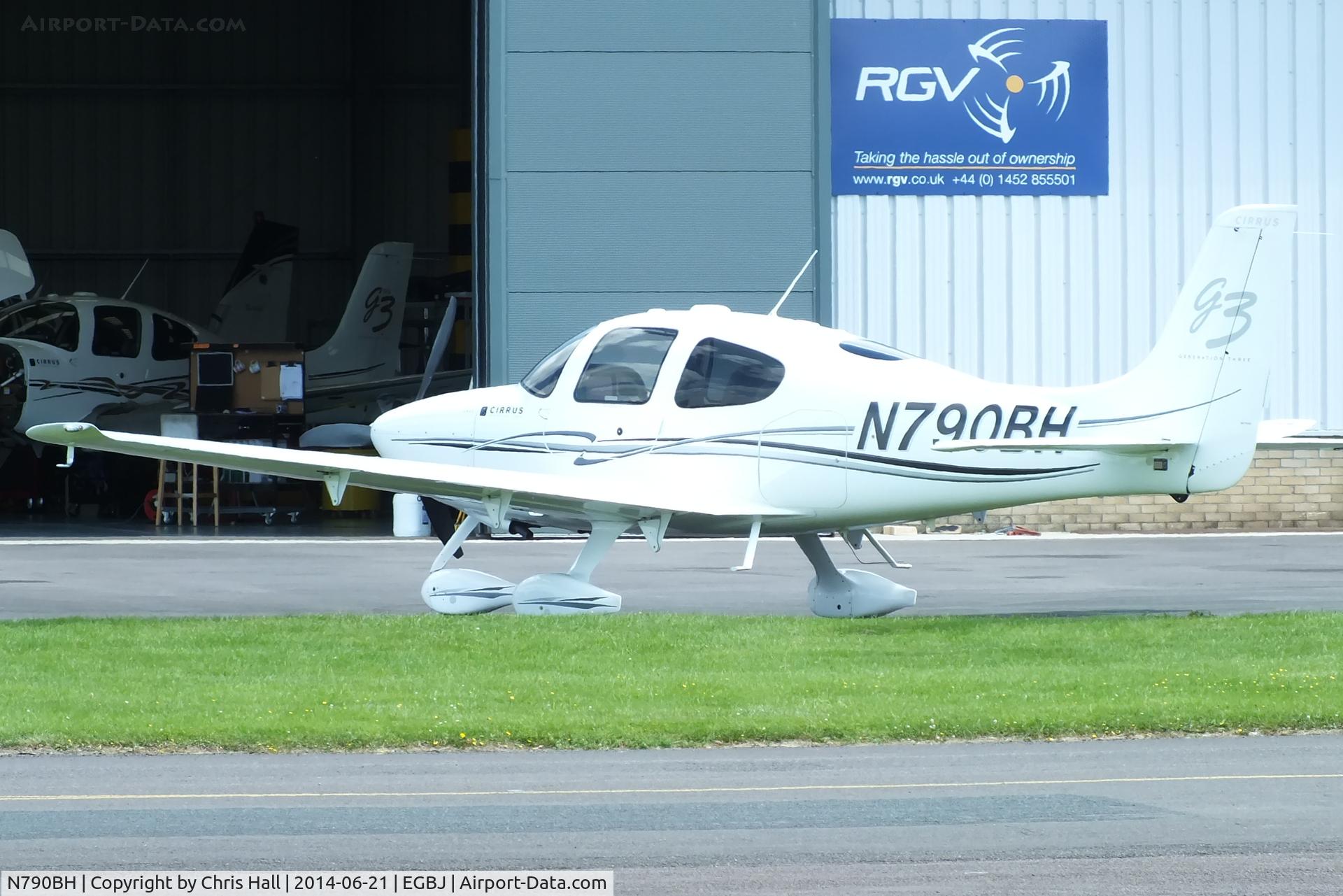 N790BH, 2008 Cirrus SR22 G3 C/N 2964, visitor at Staverton