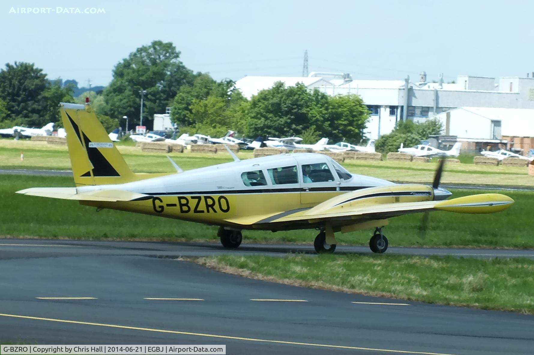 G-BZRO, 1969 Piper PA-30 Twin Comanche Twin Comanche C/N 30-1923, Gloucester Comanche Group