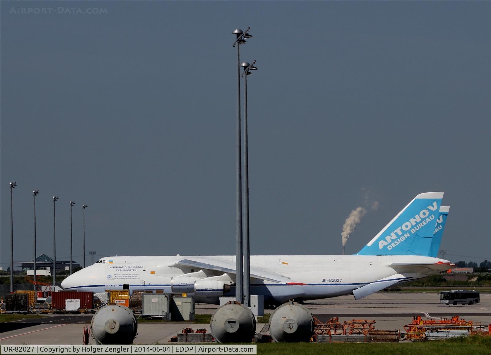 UR-82027, 1990 Antonov An-124-100 Ruslan C/N 19530502288, View to apron 2 with two big babies from Ukraine....