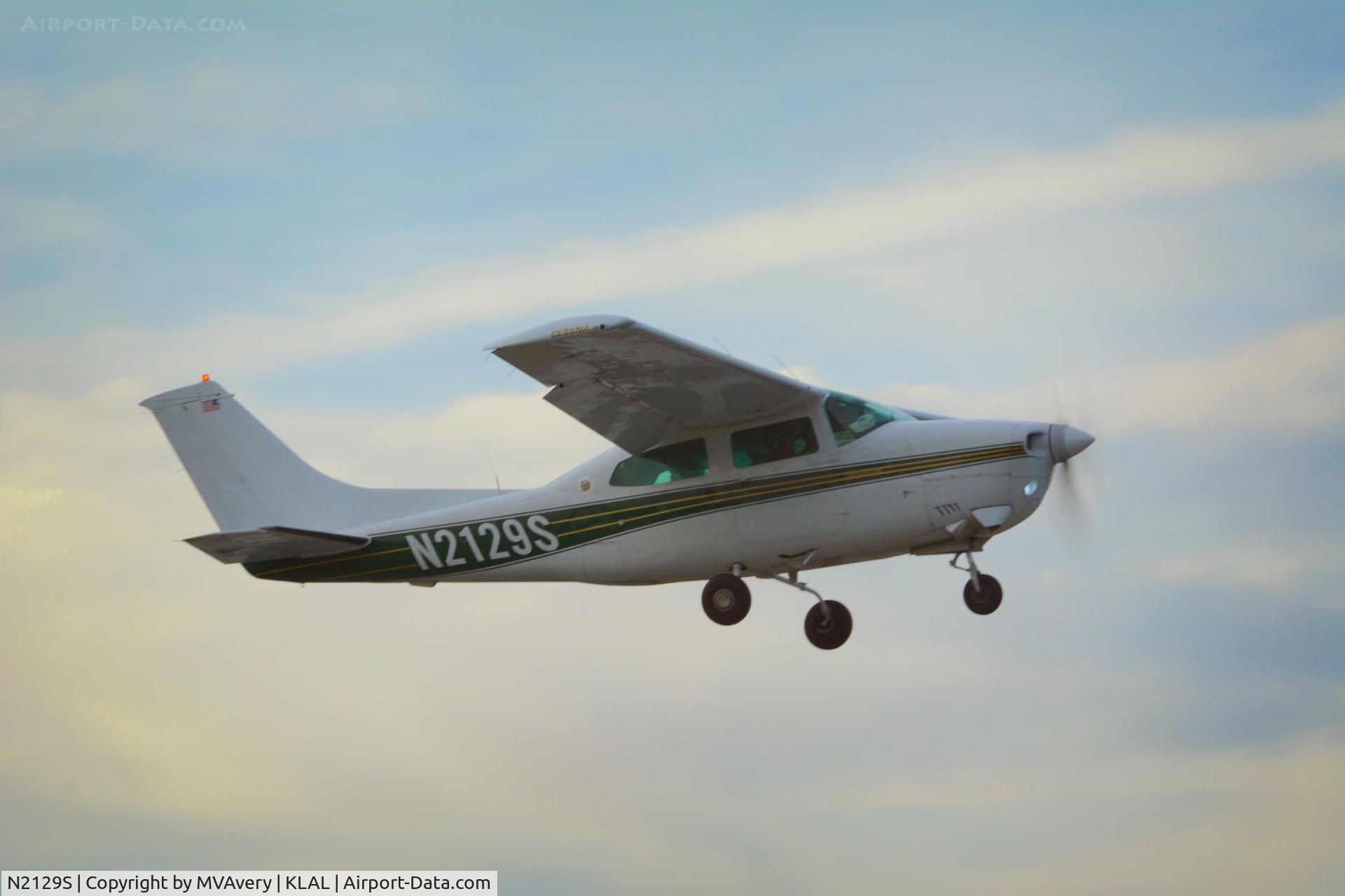 N2129S, 1975 Cessna T210L Turbo Centurion C/N 21061091, 2014 Sun n Fun