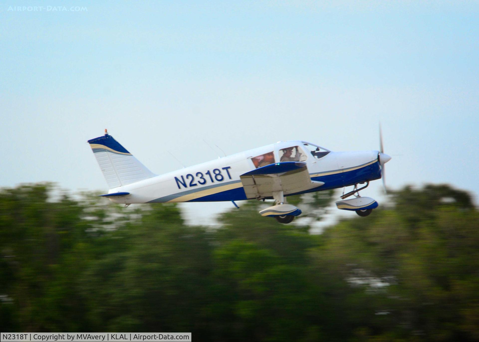N2318T, 1971 Piper PA-28-140 Cherokee C/N 28-7125567, 2014 Sun n Fun