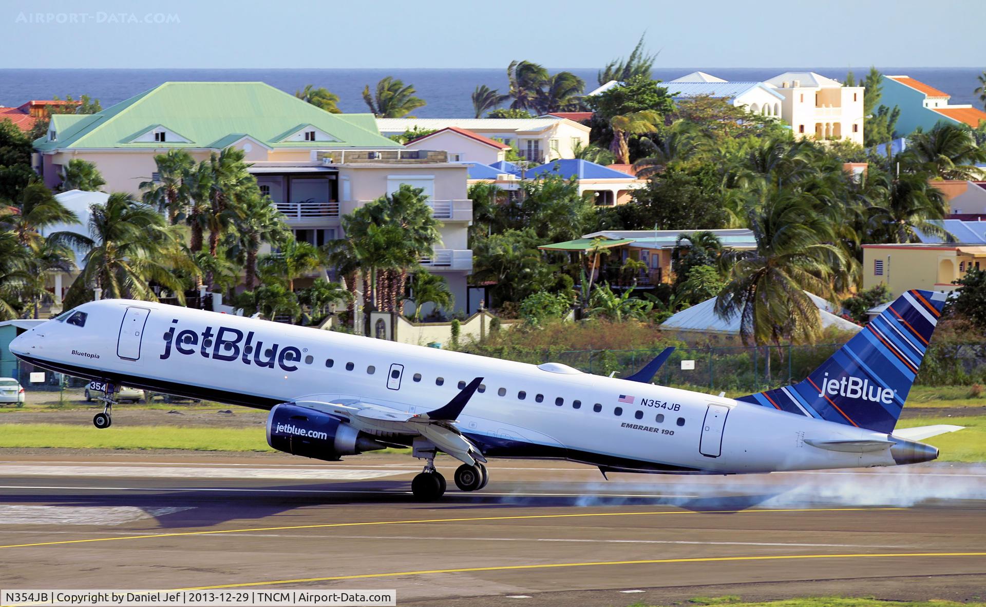 N354JB, 2013 Embraer 190AR (ERJ-190-100IGW) C/N 19000601, N354JB
