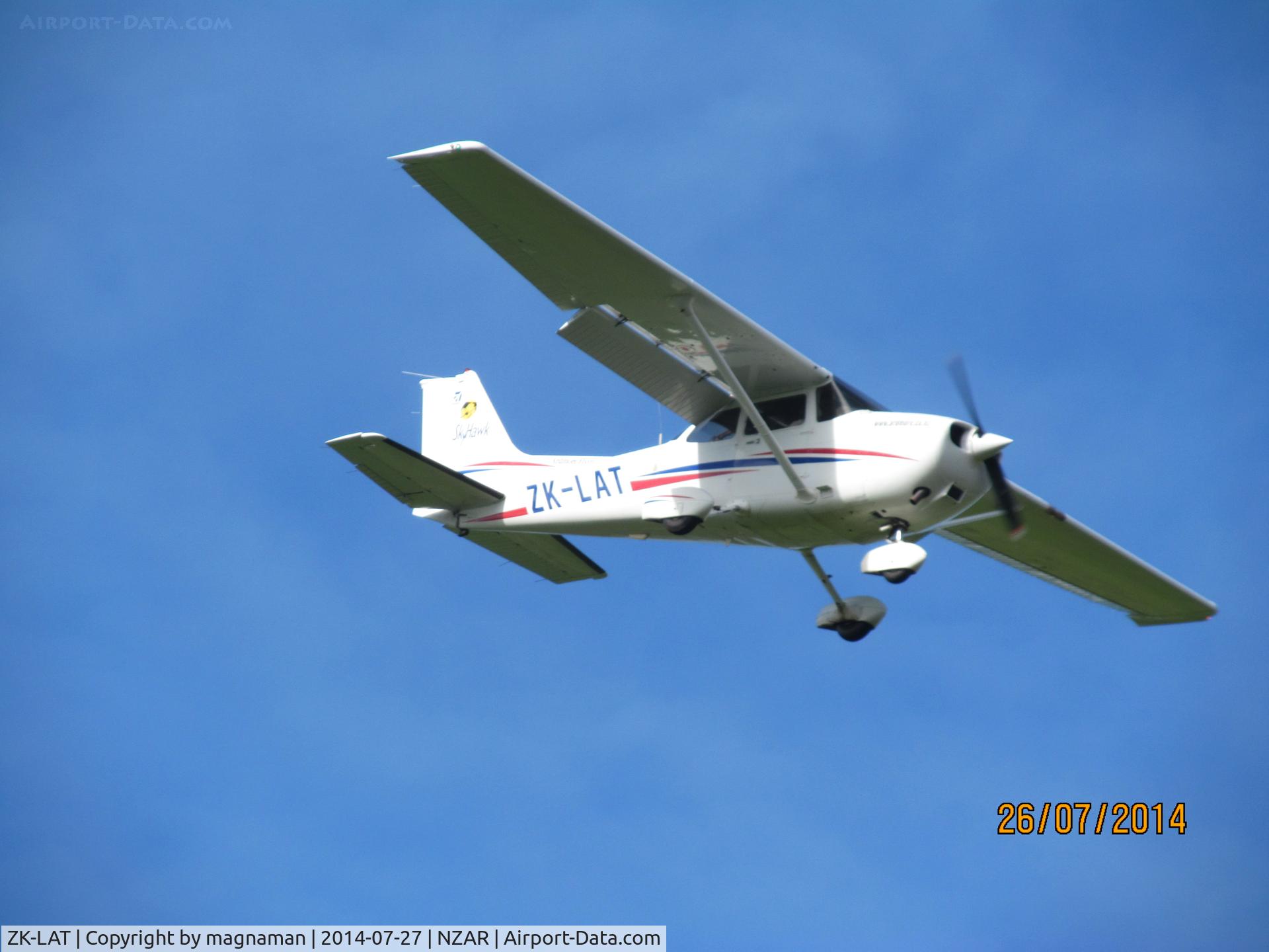 ZK-LAT, 2003 Cessna 172R C/N 17281164, flying school on circuits. Sat under end of runway for some different shots for once.
