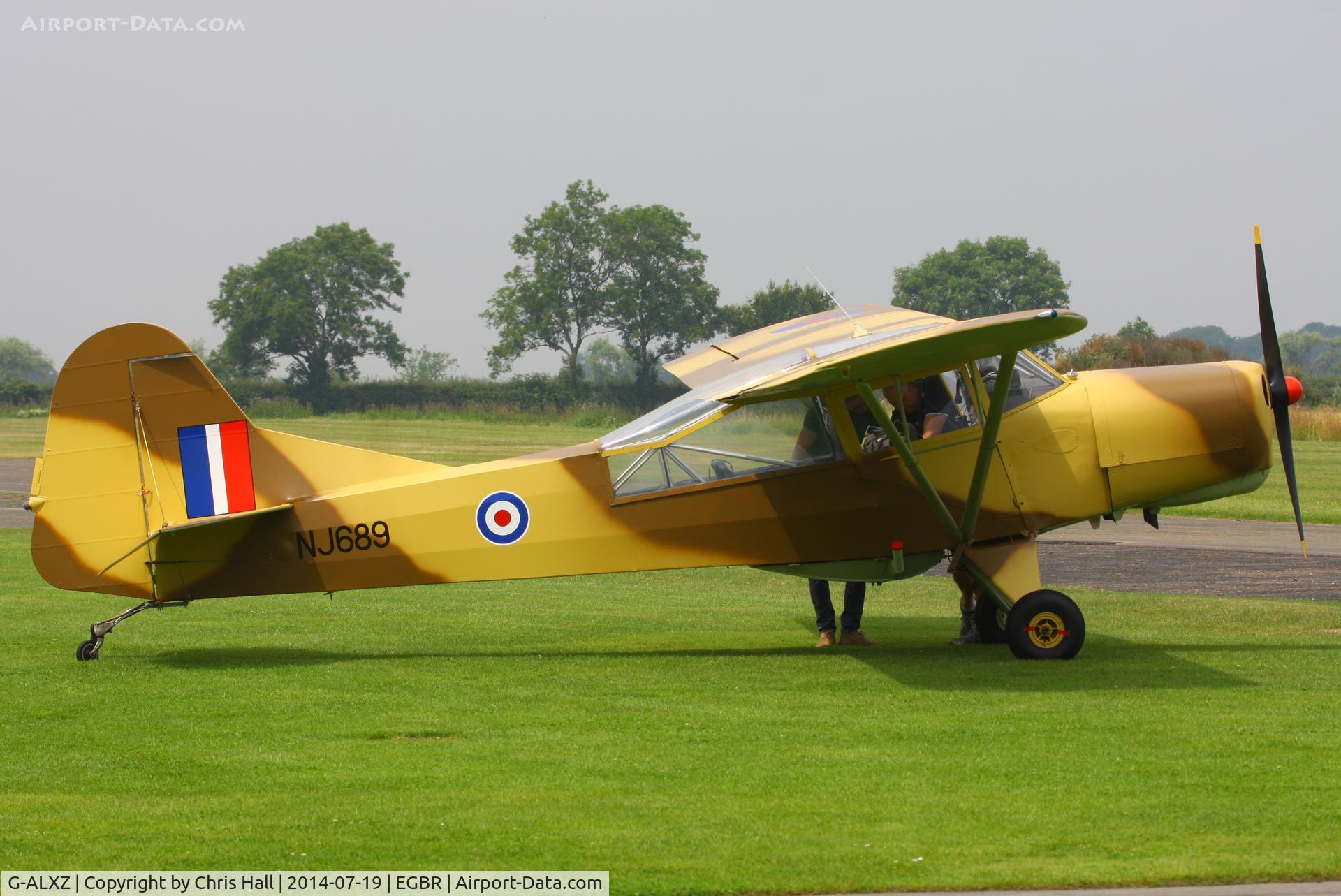 G-ALXZ, 1944 Taylorcraft Auster Mk.5/150 C/N 1082, Breighton resident