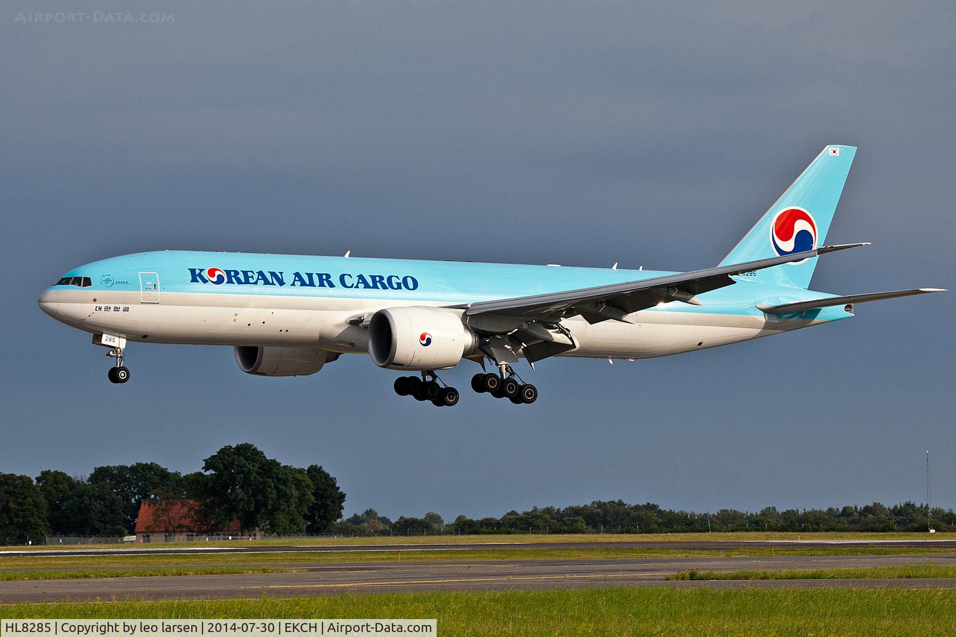 HL8285, 2014 Boeing 777-FB5 C/N 37641, Copenhagen Kastrup 30.7.14