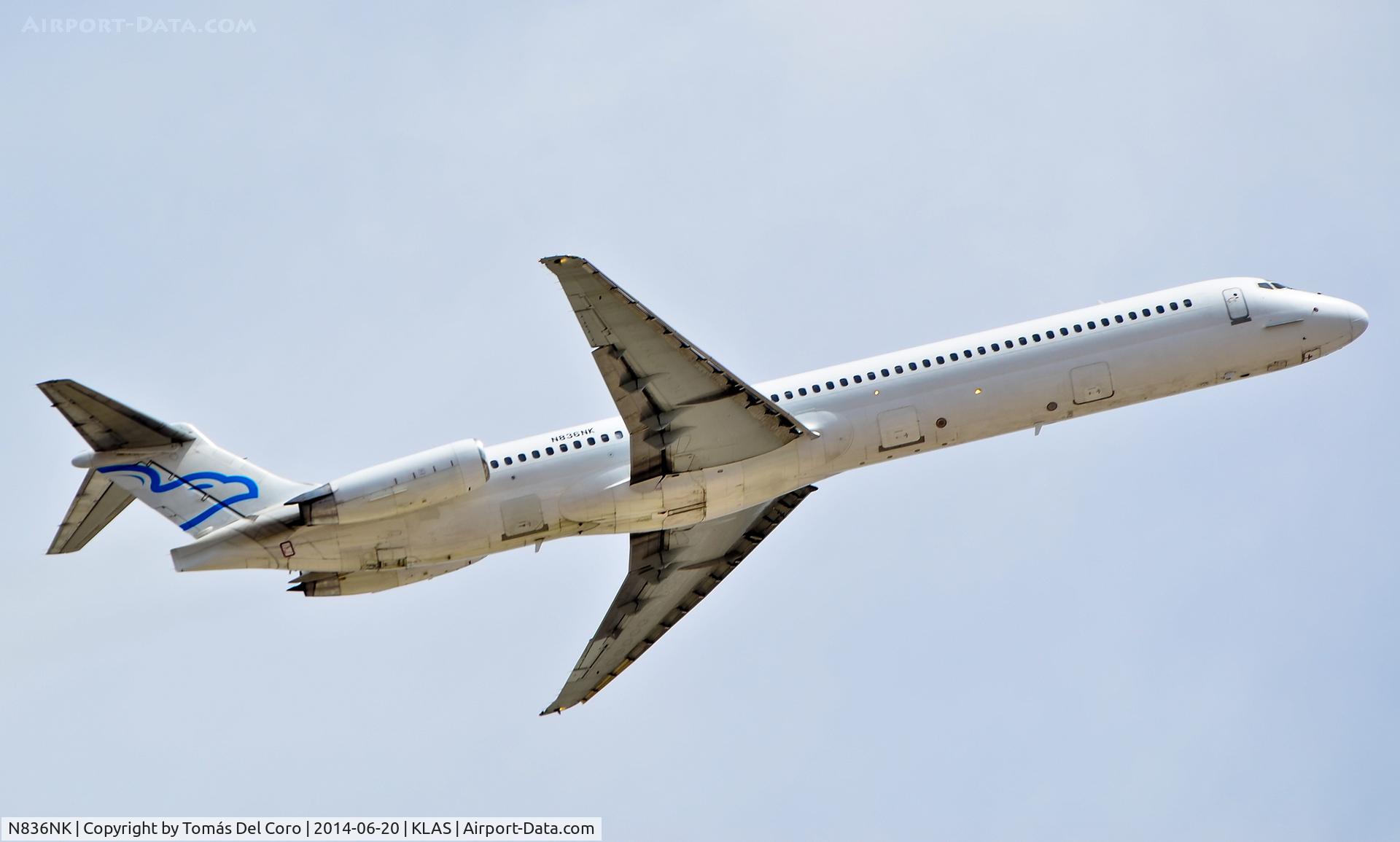 N836NK, 1990 McDonnell Douglas MD-83 (DC-9-83) C/N 53045, N836NK Falcon Air Express 1990 McDonnell Douglas MD-83 - cn 53045 / ln 1777

Las Vegas - McCarran International Airport (LAS / KLAS)
USA - Nevada June 20, 2014
Photo: Tomás Del Coro