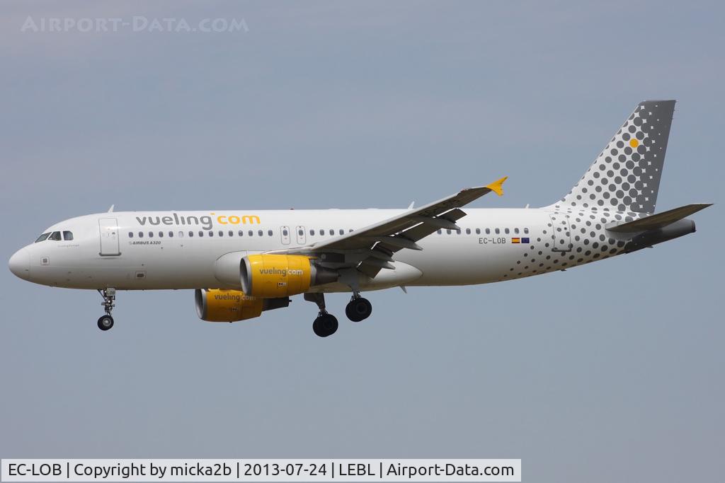 EC-LOB, 2011 Airbus A320-214 C/N 4849, Landing