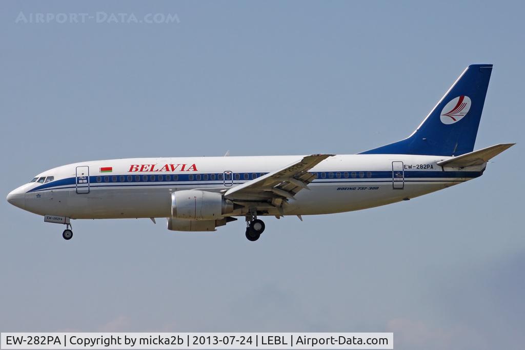 EW-282PA, 1995 Boeing 737-3Q8 C/N 26321, Landing