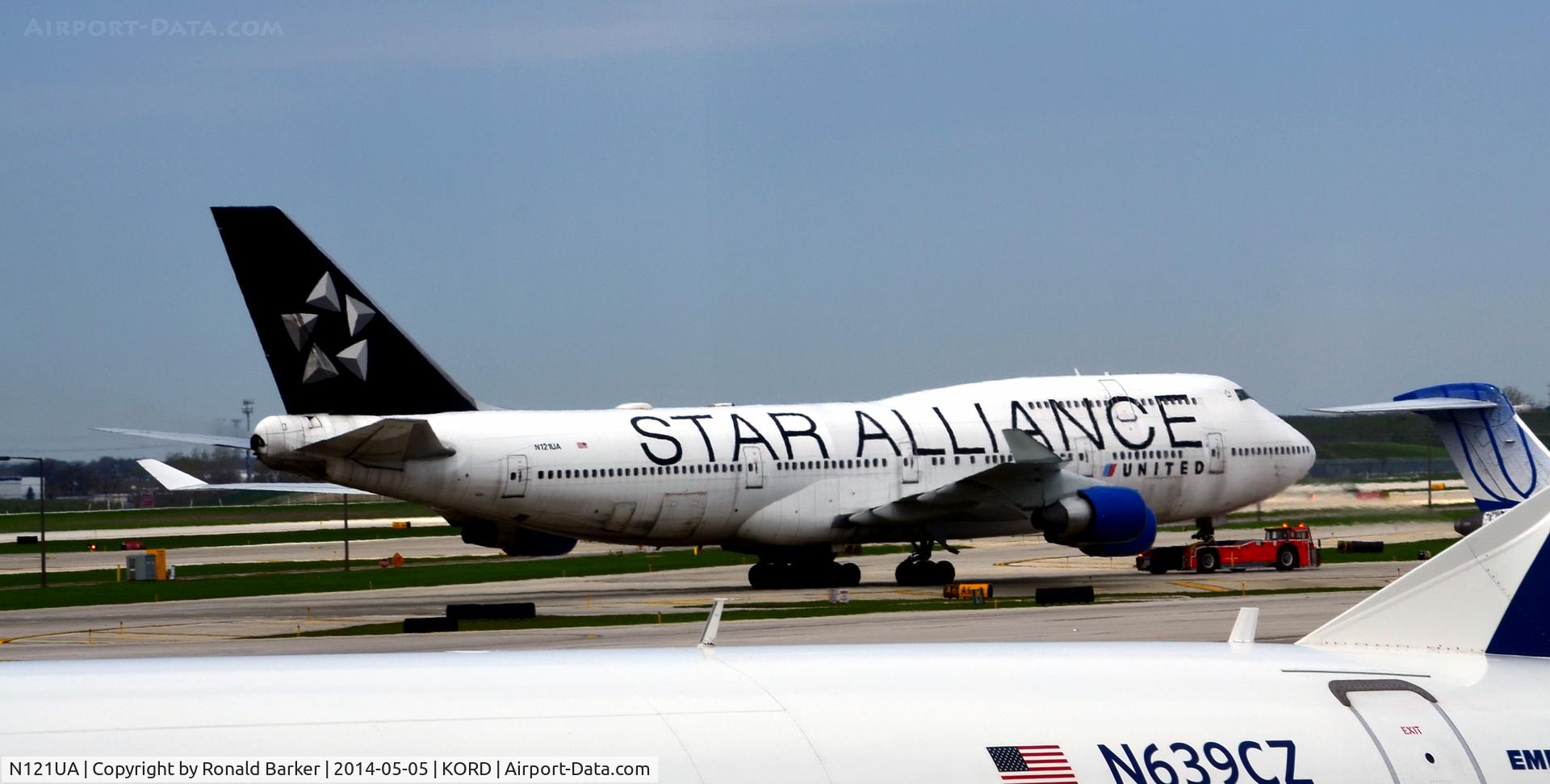 N121UA, 1999 Boeing 747-422 C/N 29167, Taxi O'Hare