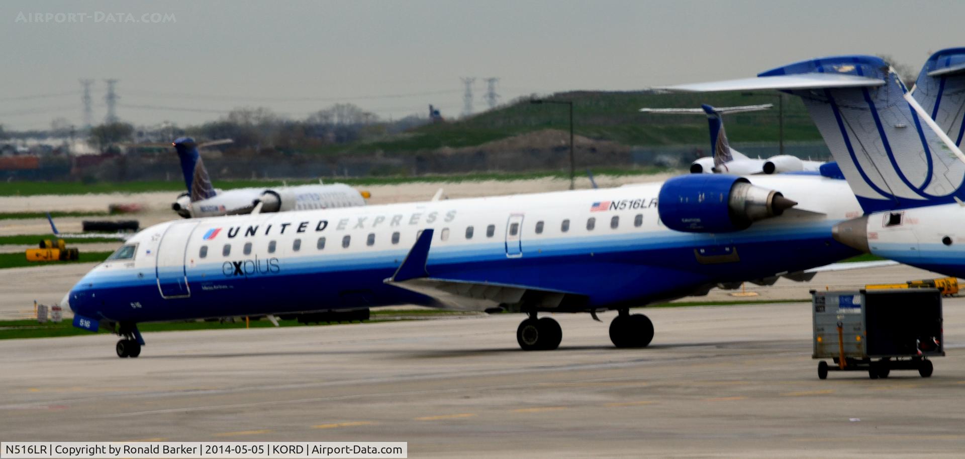 N516LR, 2006 Bombardier CRJ-700 (CL-600-2C10) Regional Jet C/N 10258, Taxi O'Hare