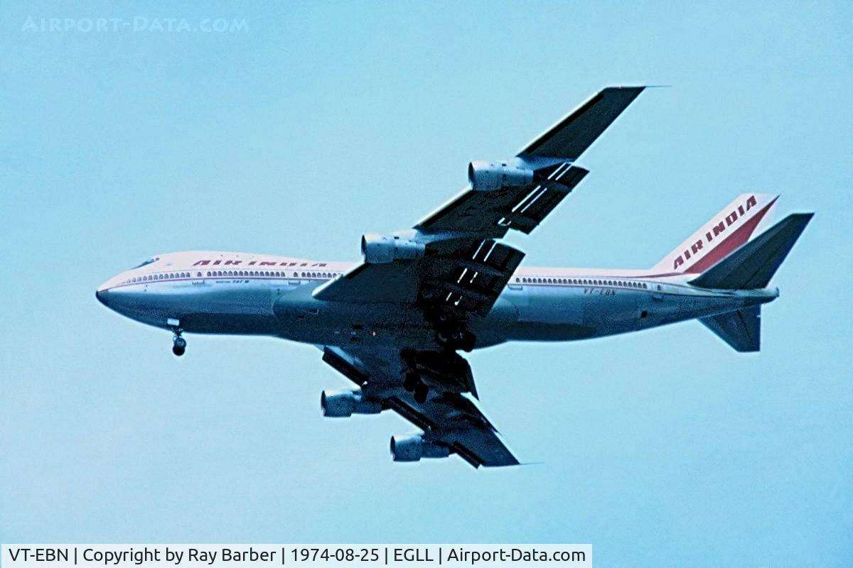VT-EBN, 1972 Boeing 747-237B C/N 20459, Boeing 747-237B [20459] (Air India) Home~G 25/08/1974. On approach 28R date approximate. From a slide.
