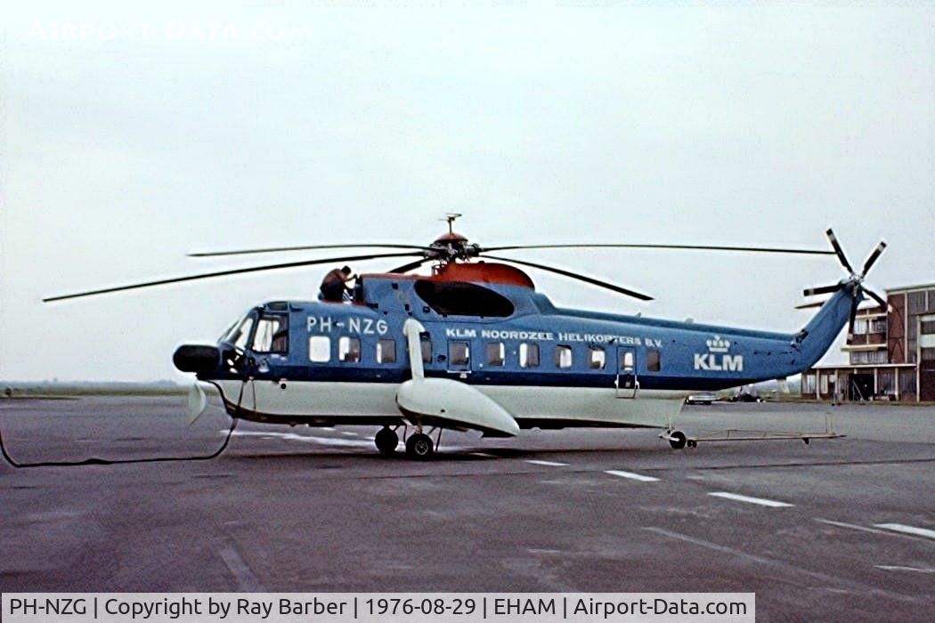 PH-NZG, Sikorsky S-61N C/N 61753, Sikorsky S-61N [61753] (KLM Helicopters) Amsterdam-Schiphol~PH 29/08/1976. From a slide.