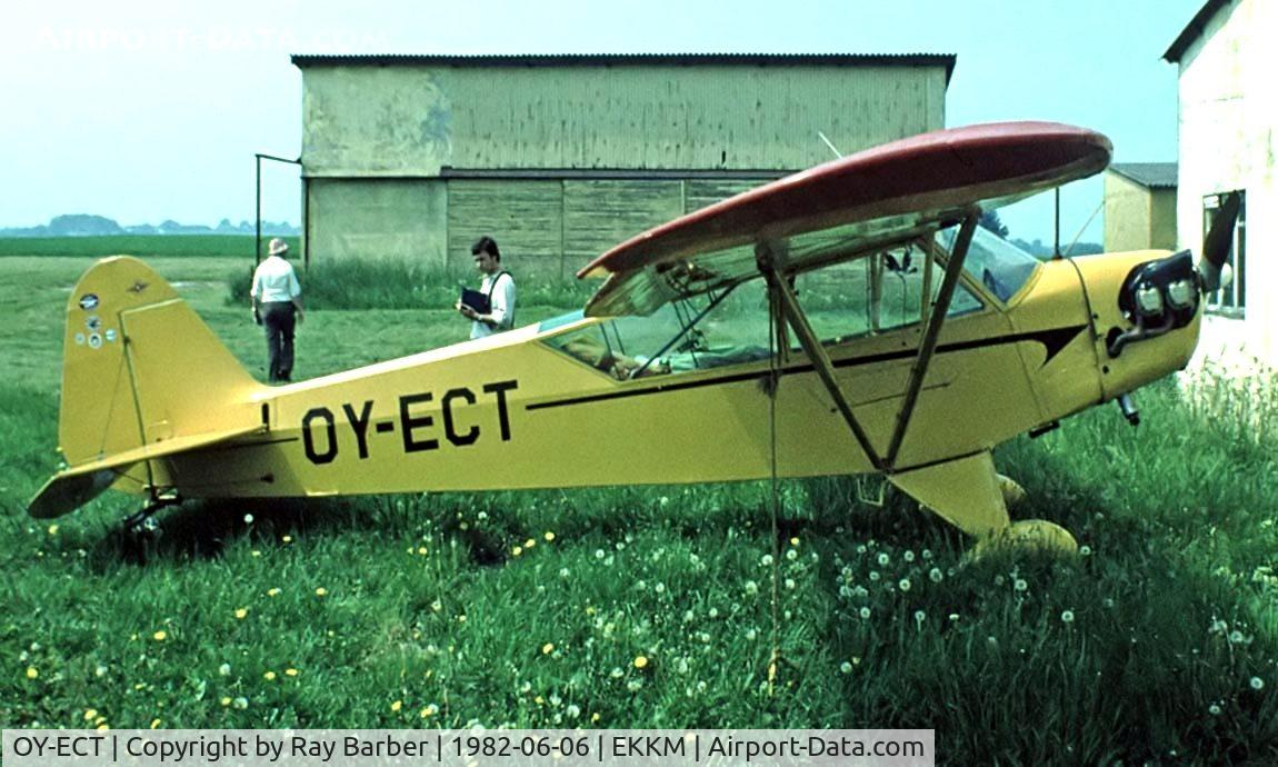 OY-ECT, 1942 Piper J3C-65 Cub C/N 22617, Piper J-3C-65 Cub [22617] Kirstinesminde~OY 06/06/1982. From a slide.