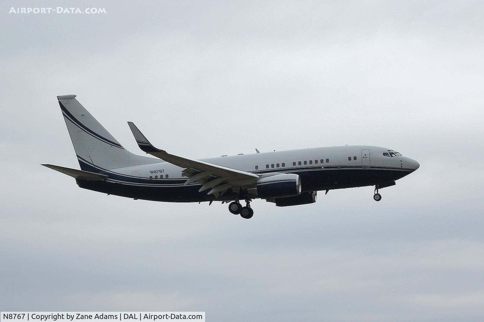 N8767, 2002 Boeing 737-7EG C/N 32807, At Dallas Love Field