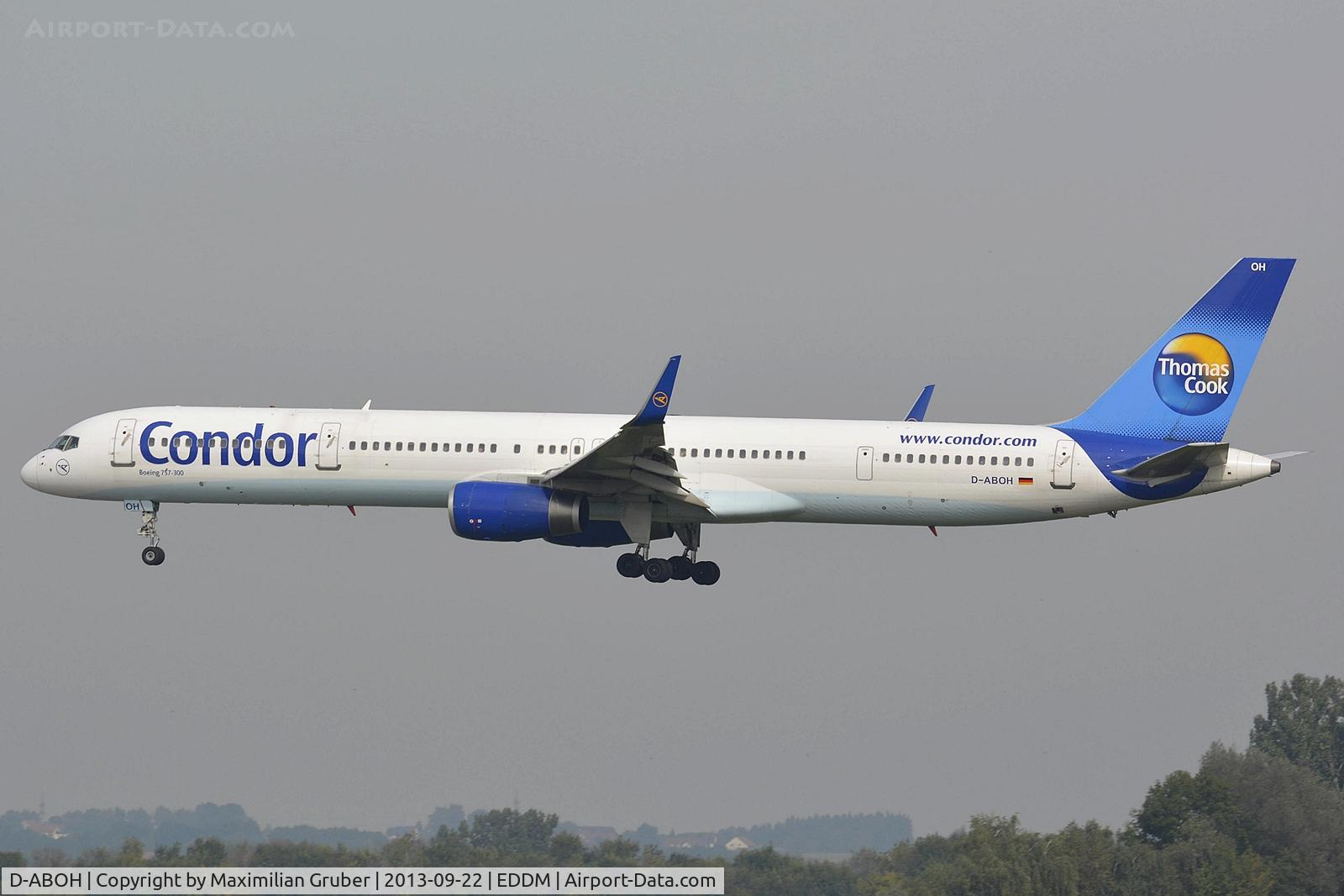 D-ABOH, 1999 Boeing 757-330 C/N 30030, Condor