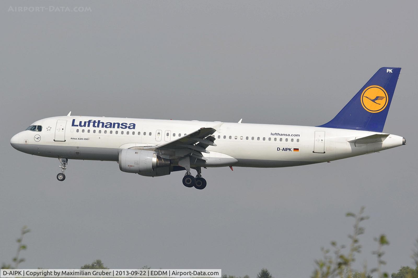 D-AIPK, 1989 Airbus A320-211 C/N 0093, Lufthansa