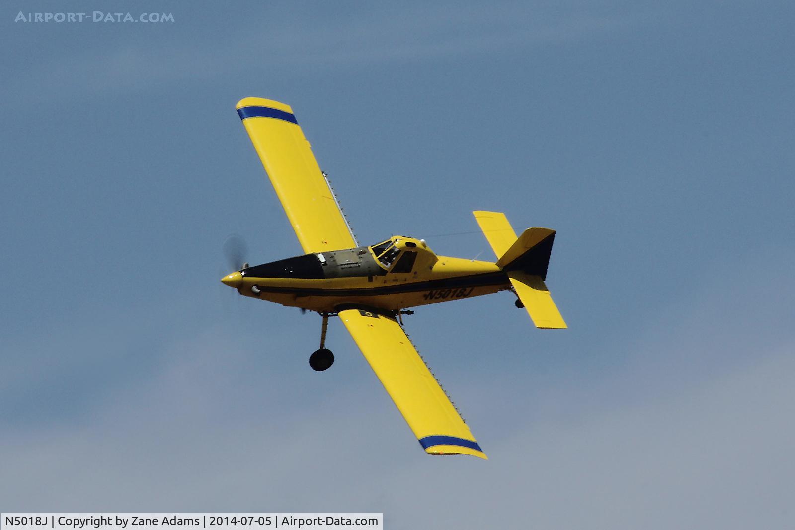 N5018J, 1997 Air Tractor Inc AT-502B C/N 502B-0432, Working near Morton, TX