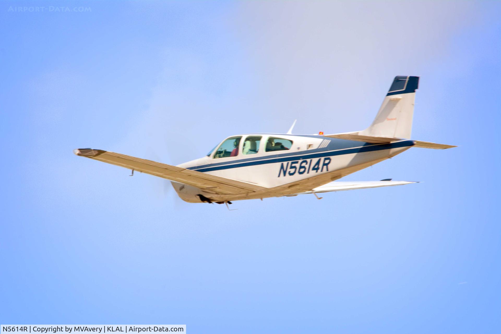 N5614R, Beech F33A Bonanza C/N CE-1414, 2014 Sun n Fun