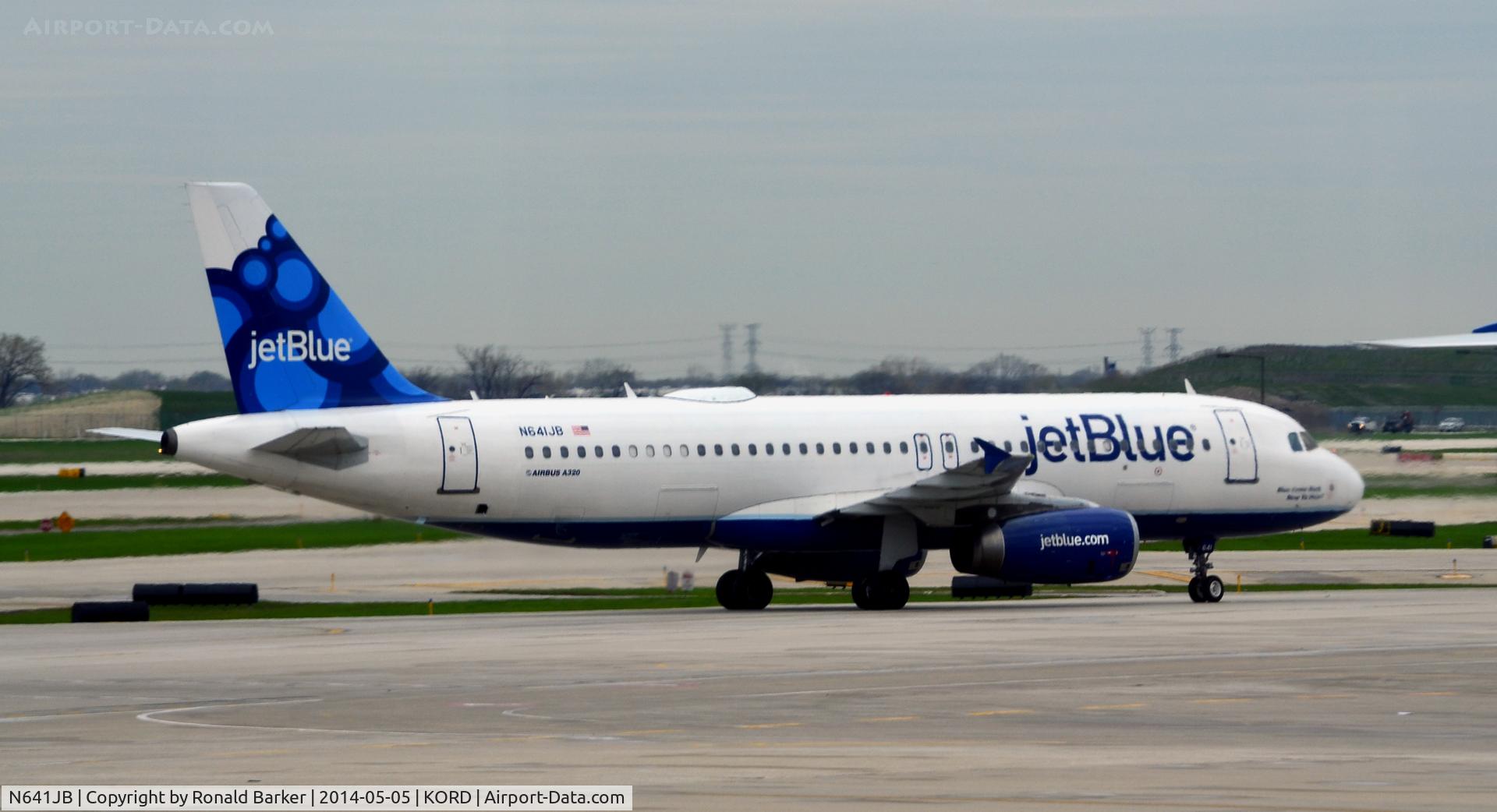 N641JB, 2006 Airbus A320-232 C/N 2848, Taxi O'Hare