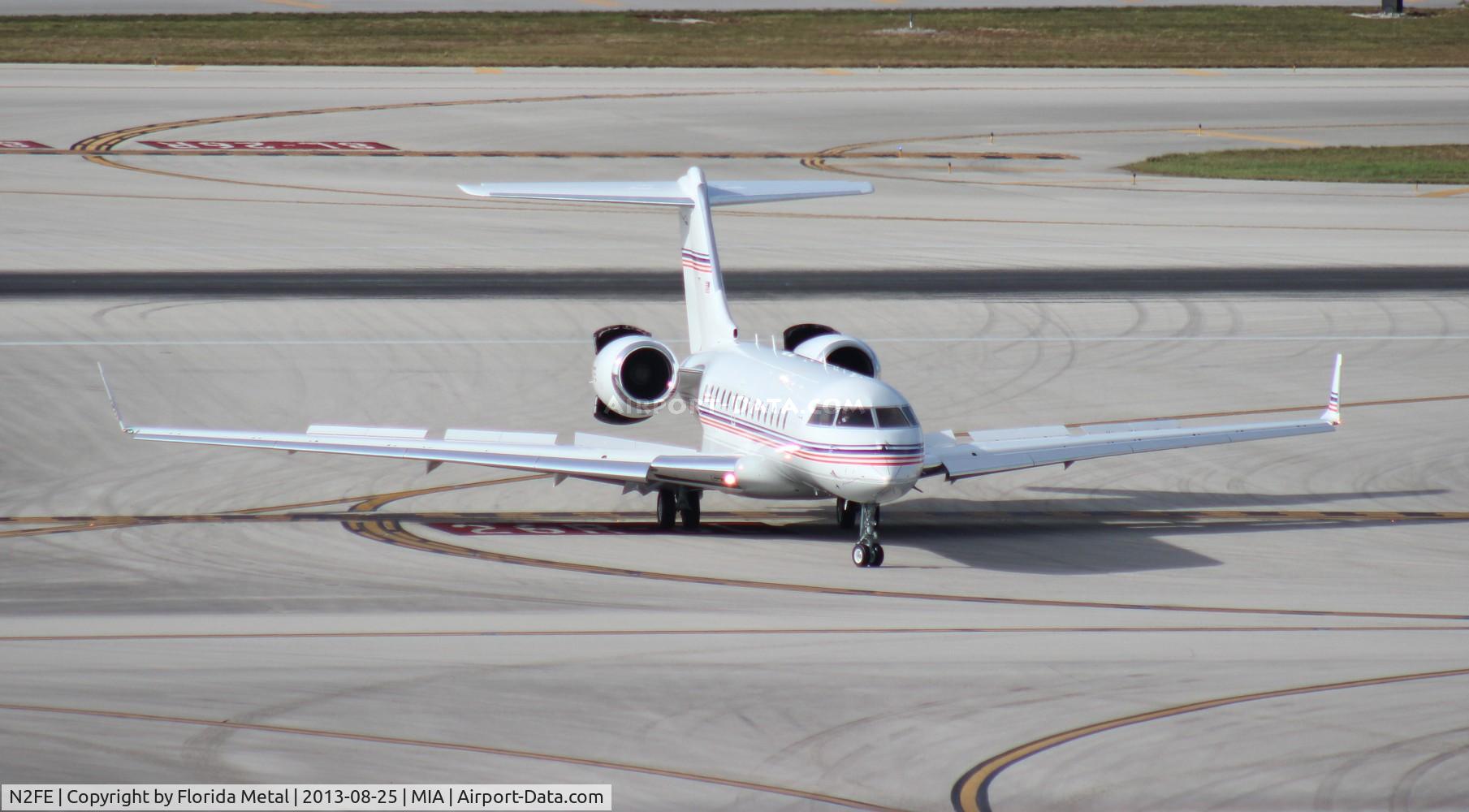 N2FE, 2000 Bombardier BD-700-1A10 Global Express C/N 9070, Fed Ex Leasing Global Express
