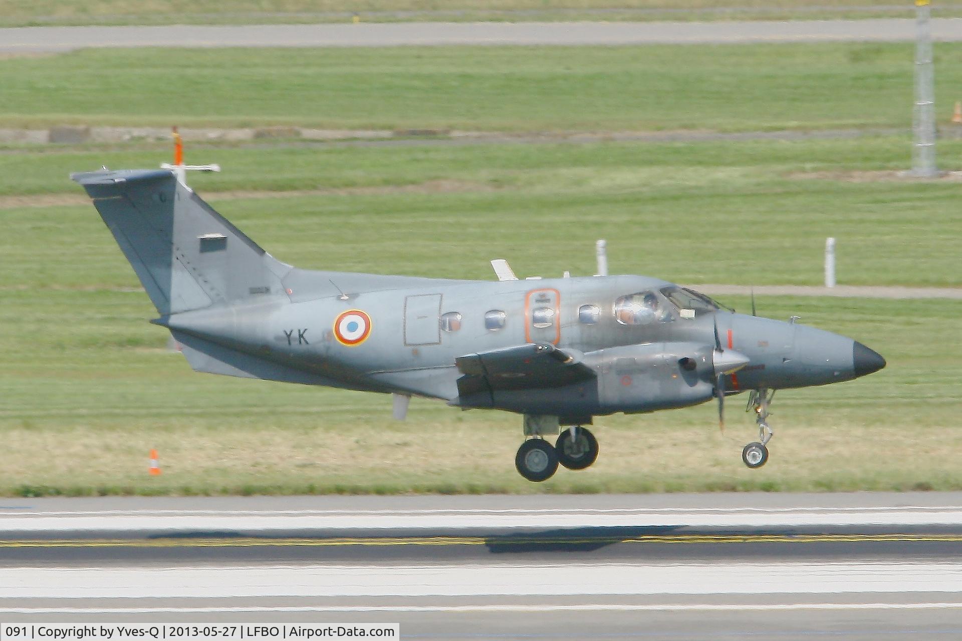 091, Embraer EMB-121AA Xingu C/N 121091, Embraer EMB-121AA Xingu, On final rwy 14R, Toulouse-Blagnac Airport (LFBO-TLS)