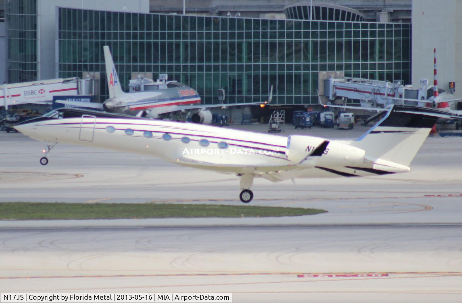 N17JS, 2010 Gulfstream Aerospace GV-SP (G550) C/N 5299, Gulfstream G550