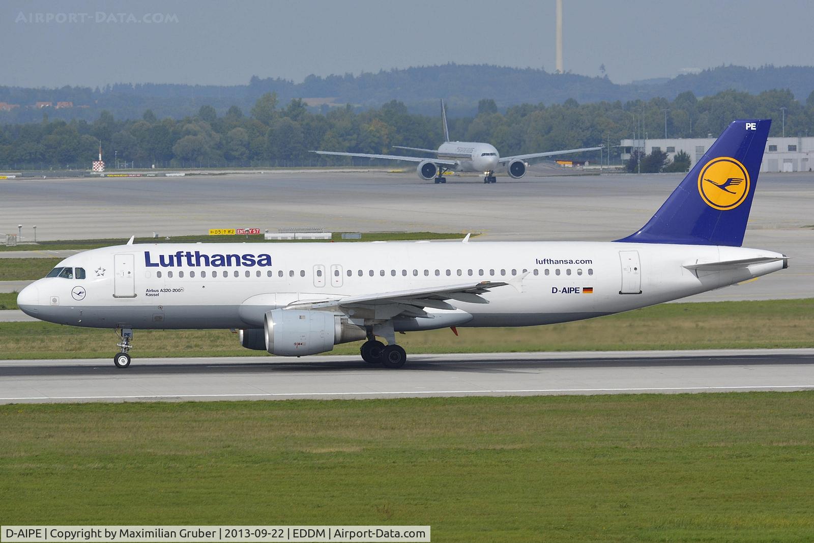 D-AIPE, 1989 Airbus A320-211 C/N 0078, Lufthansa
