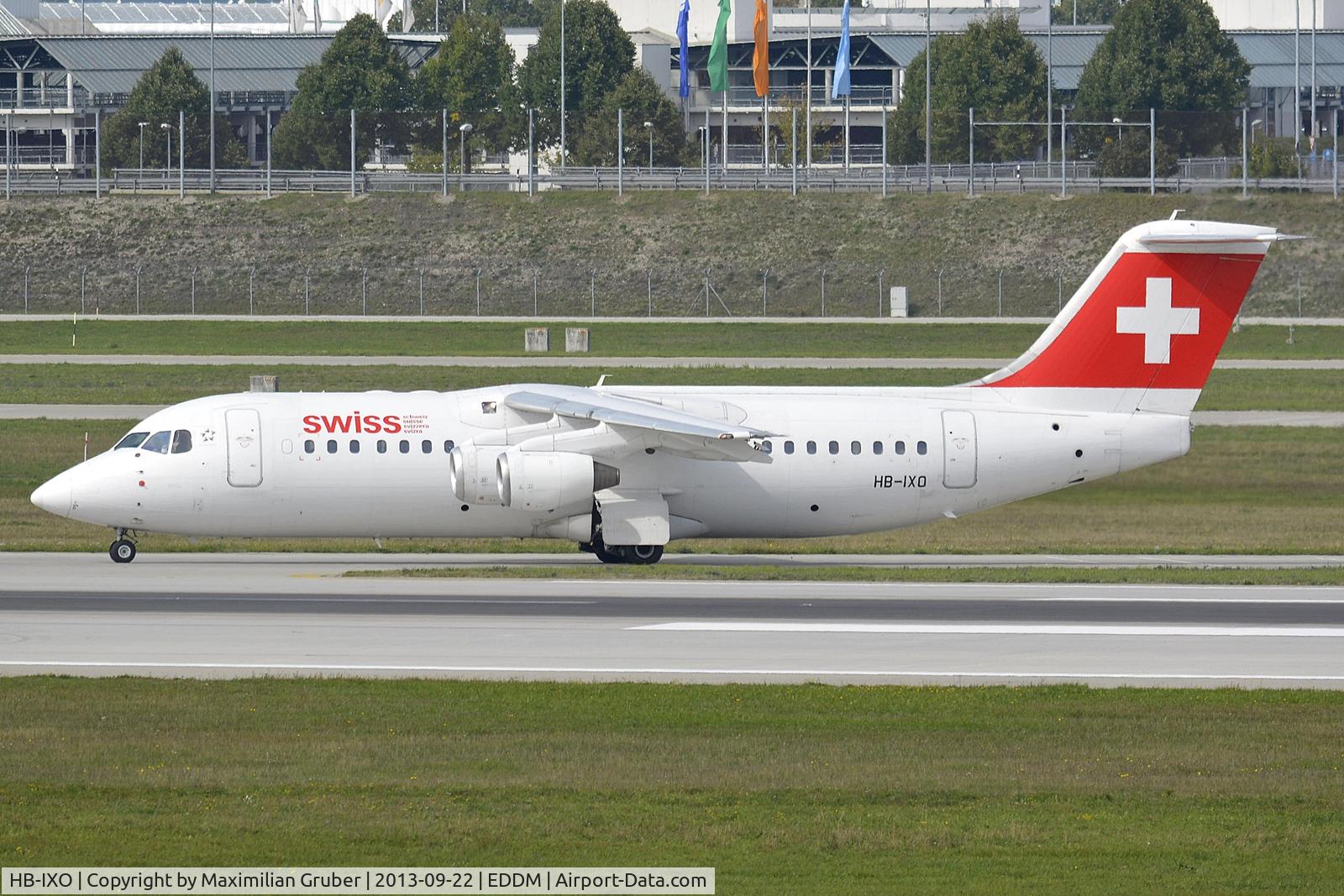 HB-IXO, 1996 British Aerospace Avro 146-RJ100 C/N E3284, Swiss