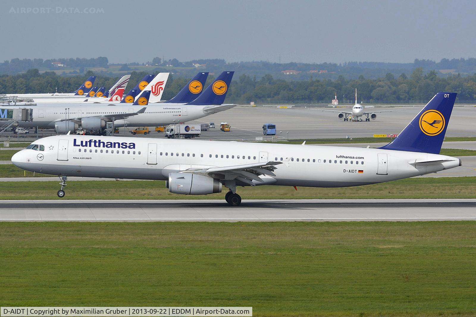 D-AIDT, 2012 Airbus A321-231 C/N 5087, Lufthansa