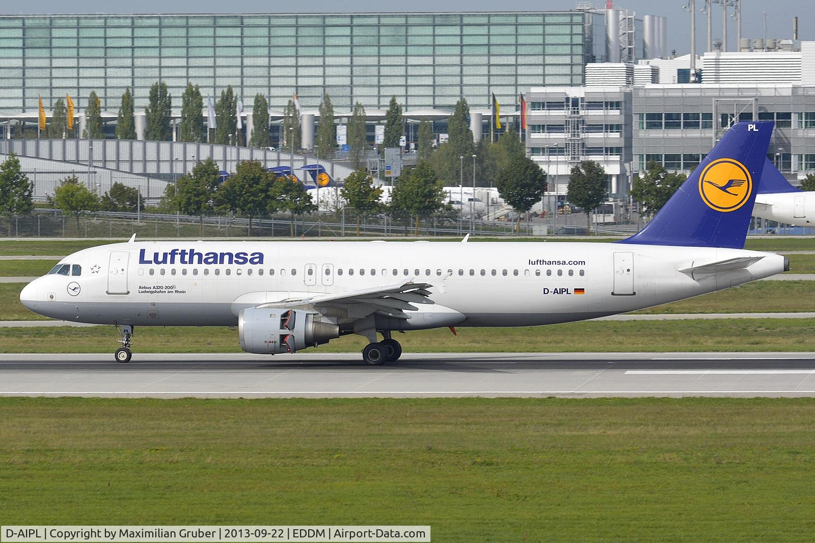 D-AIPL, 1989 Airbus A320-211 C/N 094, Lufthansa