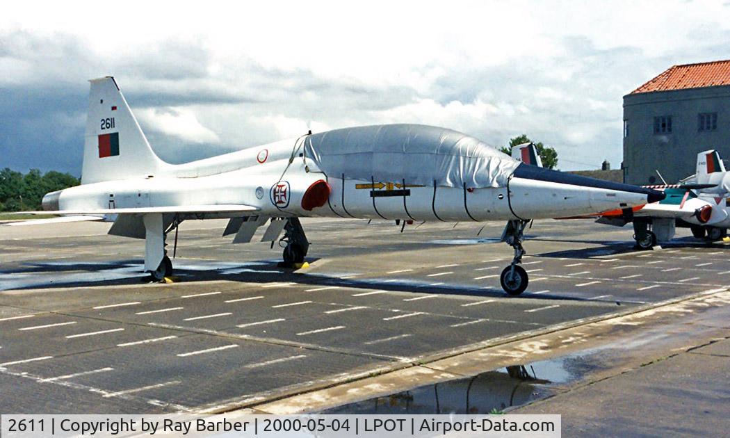 2611, 1961 Northrop T-38A Talon C/N N.5238, Northrop T-38A Talon [N.5238] (Portuguese Air Force) Ota~CS 04/05/2000