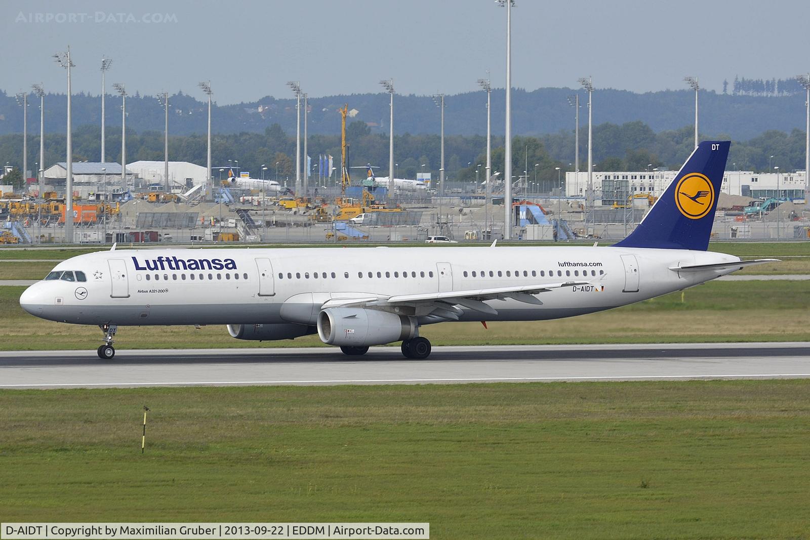 D-AIDT, 2012 Airbus A321-231 C/N 5087, Lufthansa