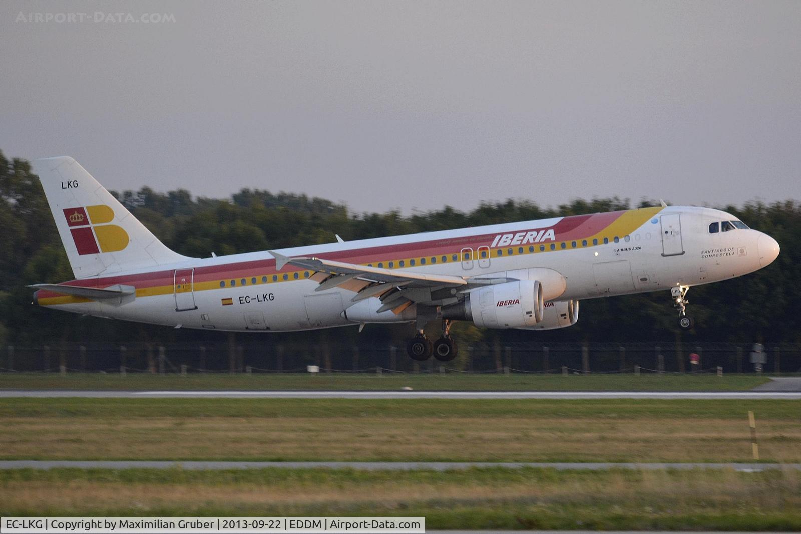 EC-LKG, 1999 Airbus A320-214 C/N 1047, Iberia