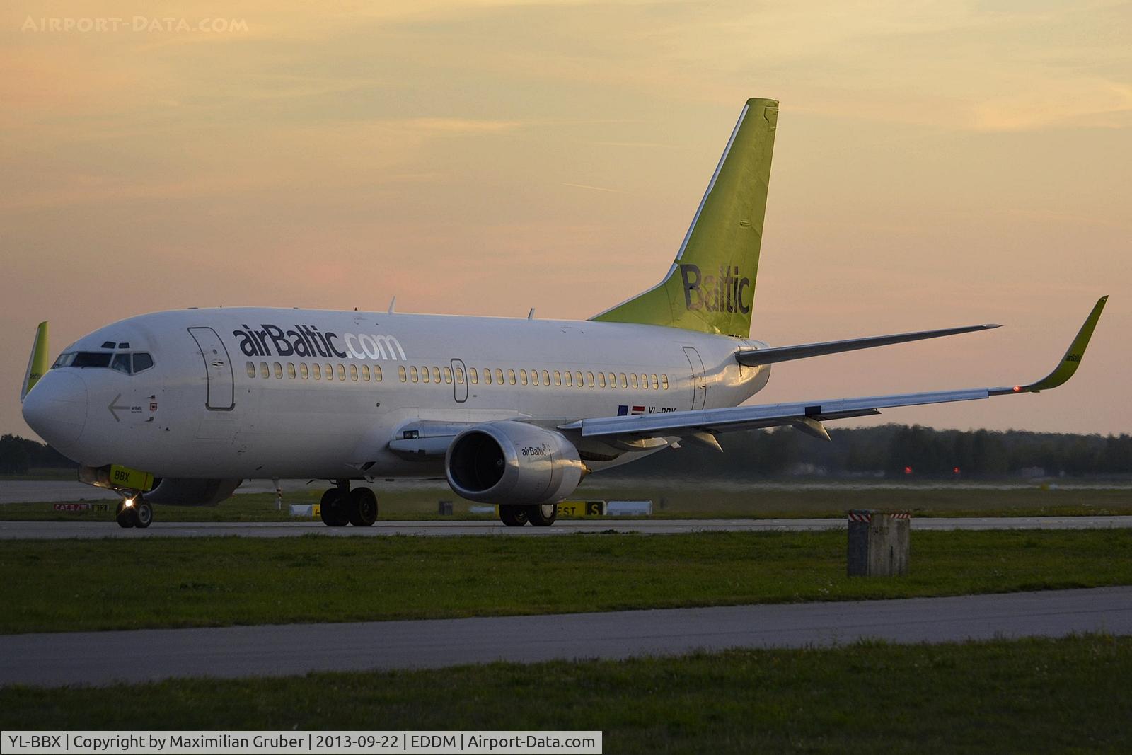 YL-BBX, 1999 Boeing 737-36Q C/N 30334, Air Baltic