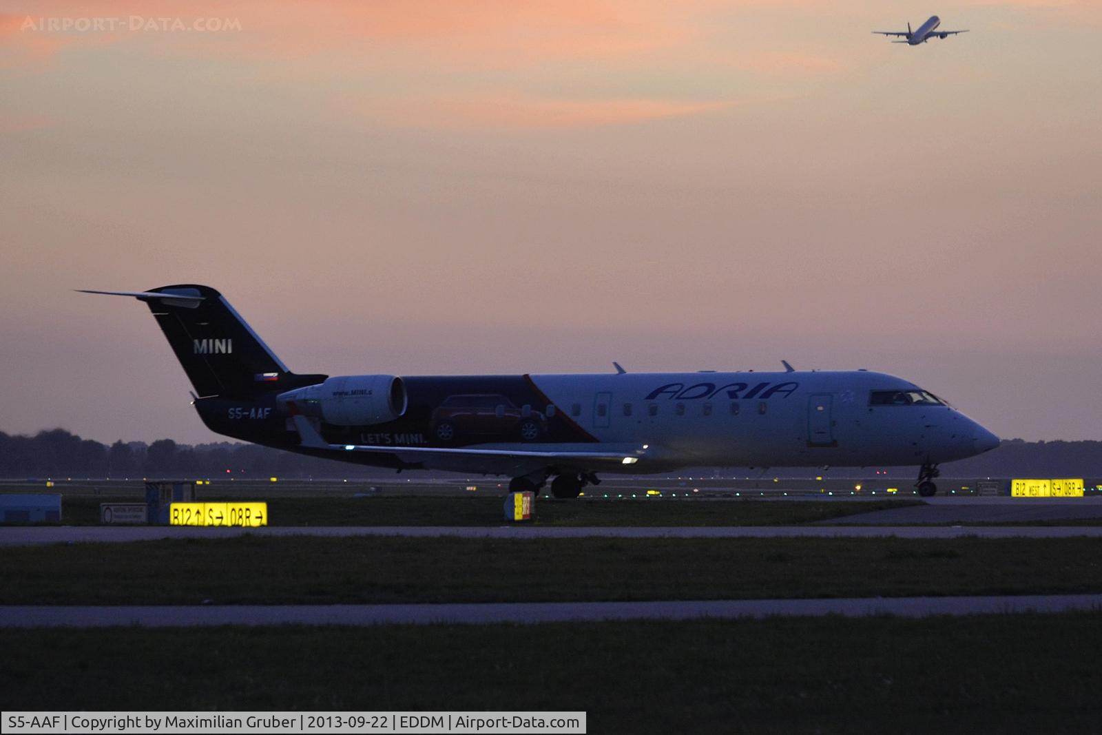 S5-AAF, 1998 Canadair CRJ-200LR (CL-600-2B19) C/N 7272, Adria Airways