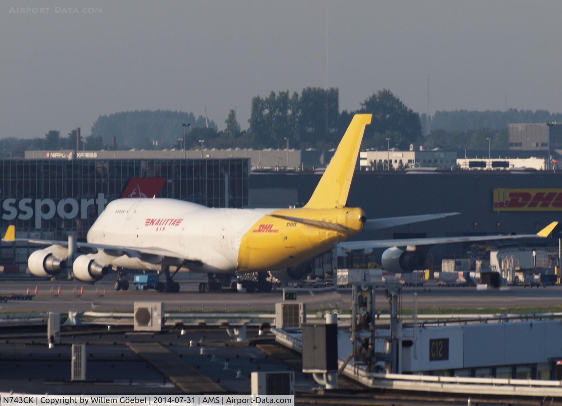 N743CK, 1993 Boeing 747-446 C/N 26350, Parking for loading on the Cargo place of Schiphol Airport