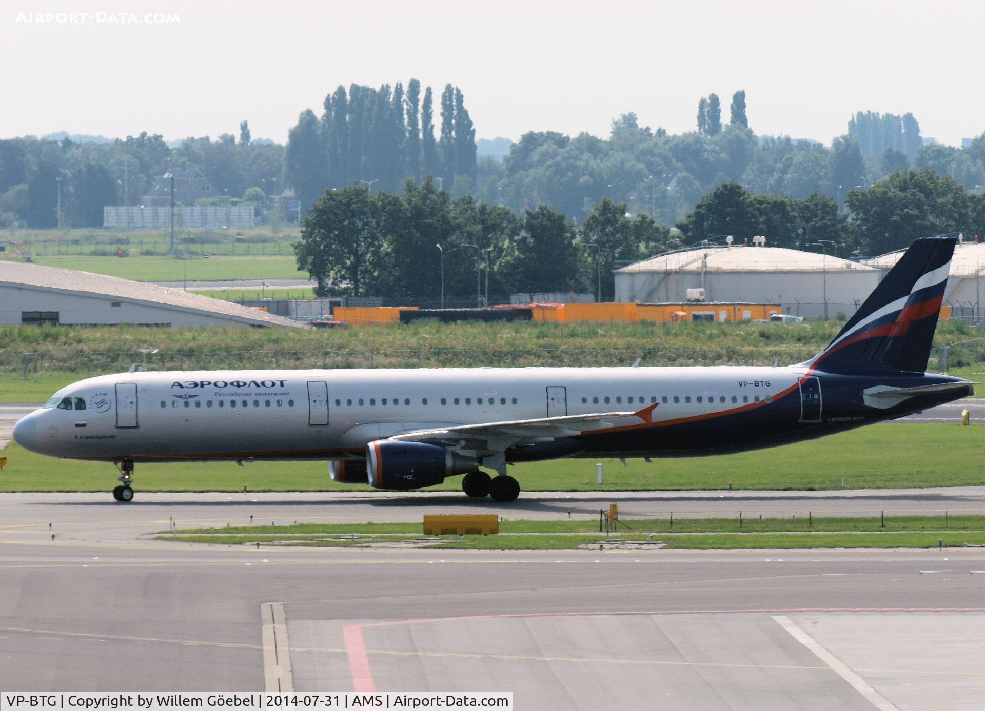VP-BTG, 2013 Airbus A321-211 C/N 5790, Taxi to the runway of Schiphol Airport