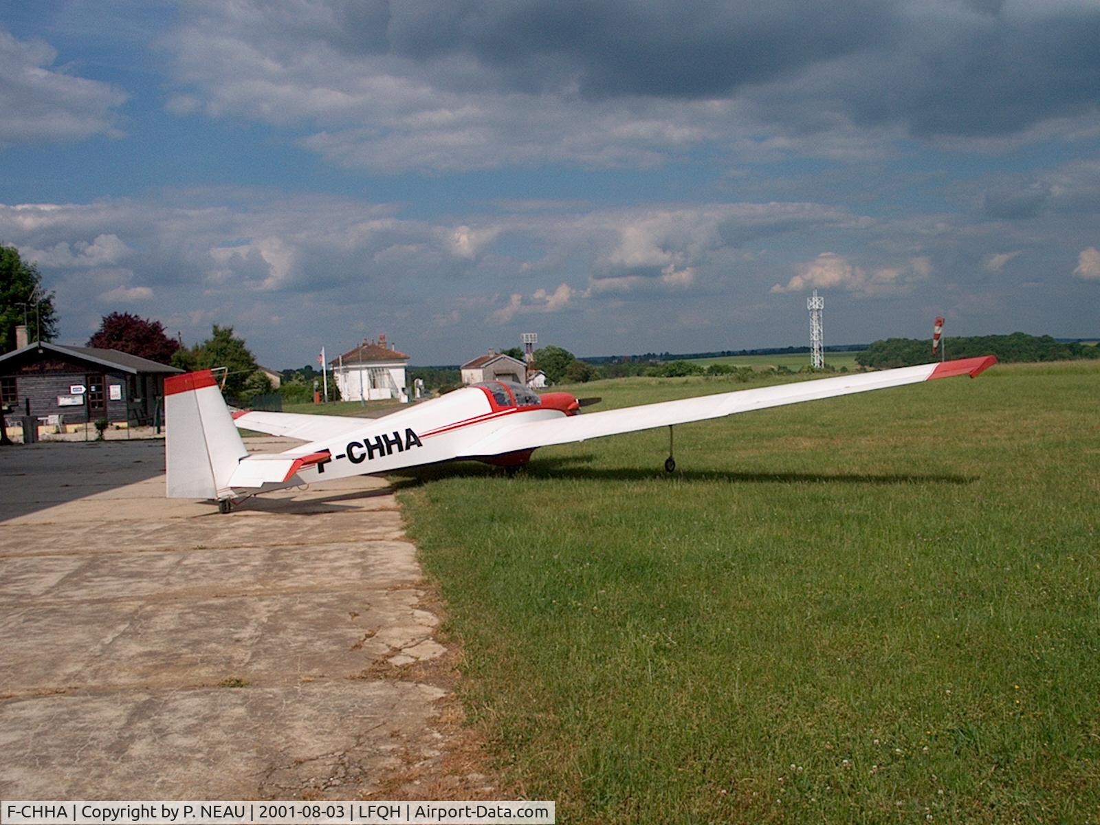 F-CHHA, Scheibe SF-25B Falke C/N 46144, ON CHATILLON SUR SEINE AIRFIELD