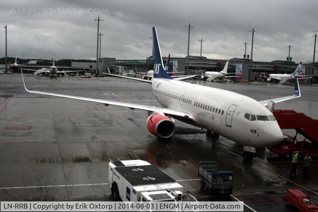 LN-RRB, 2007 Boeing 737-783 C/N 32276, LN-RRB at the gate in OSL