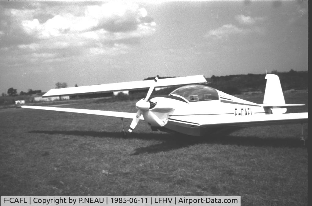 F-CAFL, 1972 Scheibe SF-28A Tandem Falke C/N 5712, ON VILLERFRANCHE SUR SAONE AIRFIELD