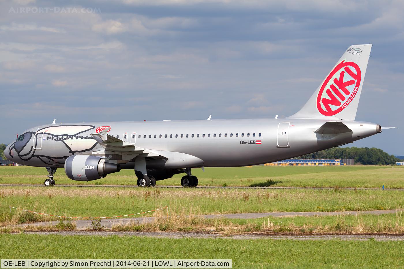 OE-LEB, 2010 Airbus A320-214 C/N 4231, OE-LEB @ Linz Airport