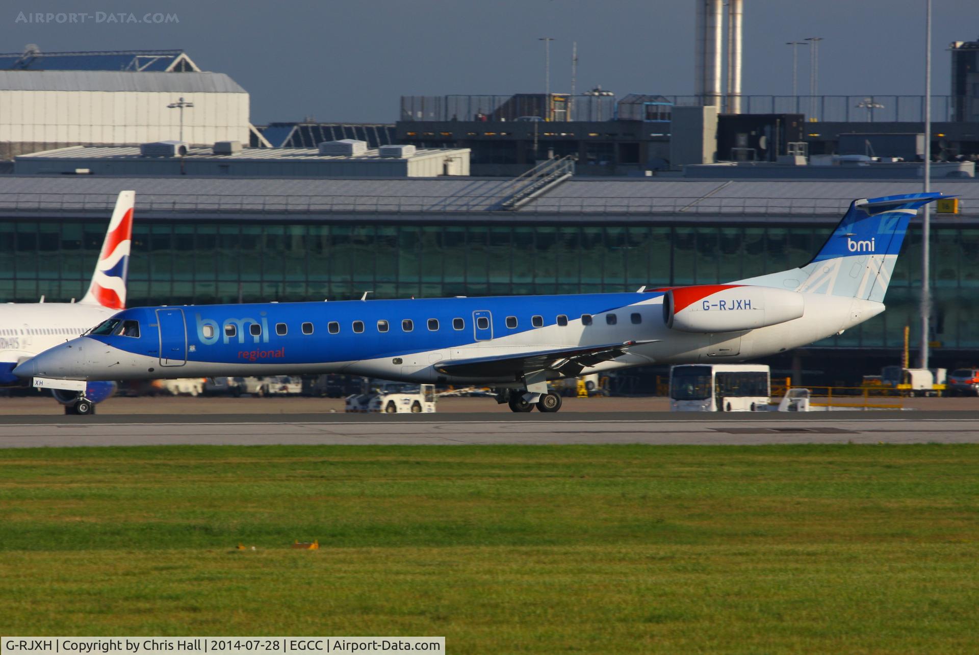 G-RJXH, 2001 Embraer EMB-145EP (ERJ-145EP) C/N 145442, BMI Regional