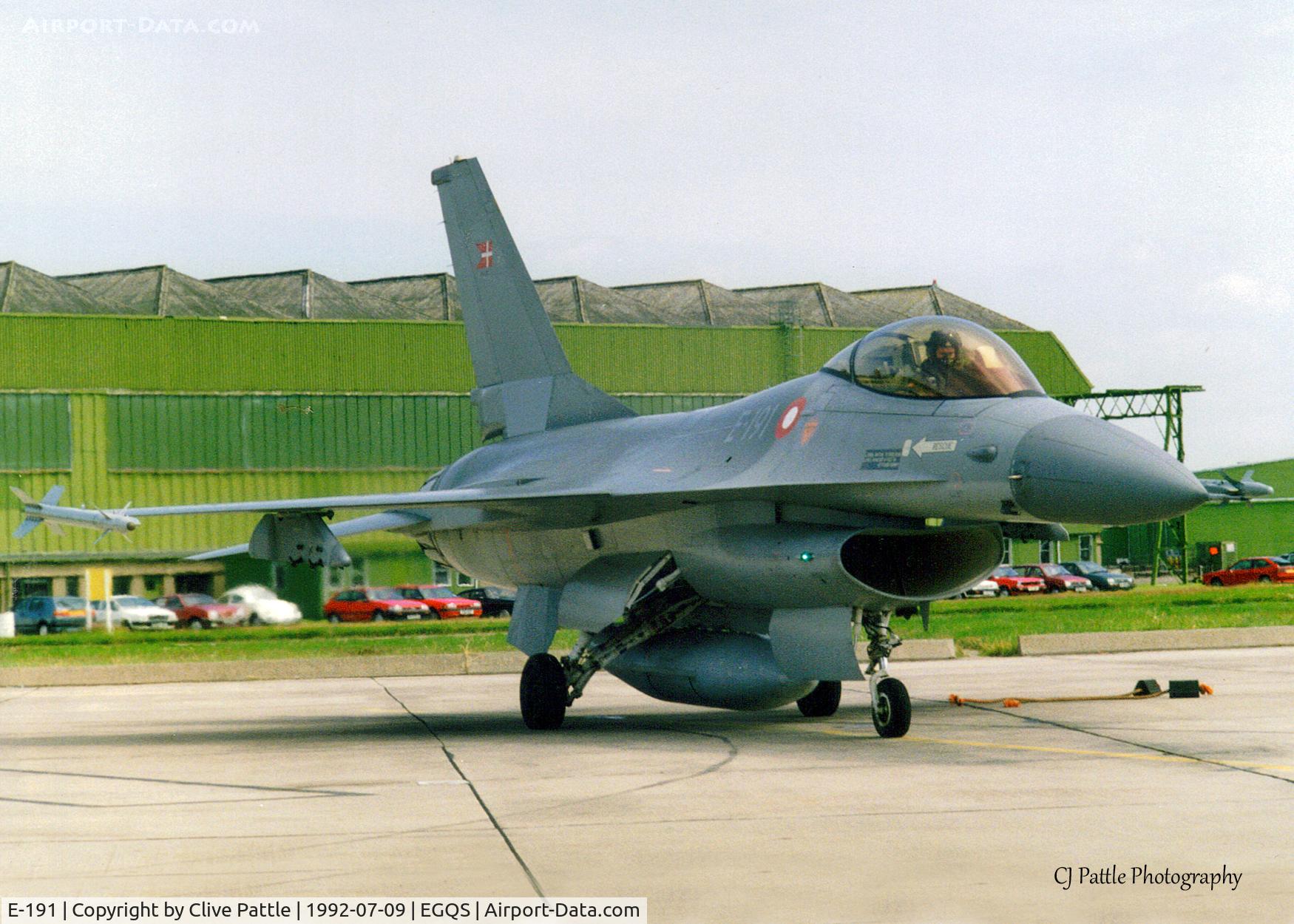 E-191, 1978 SABCA F-16AM Fighting Falcon C/N 6F-18, Scanned from print. Apron action shot of E-191 of Esk 730 RDAF on detachment to RAF Lossiemouth, July 1992