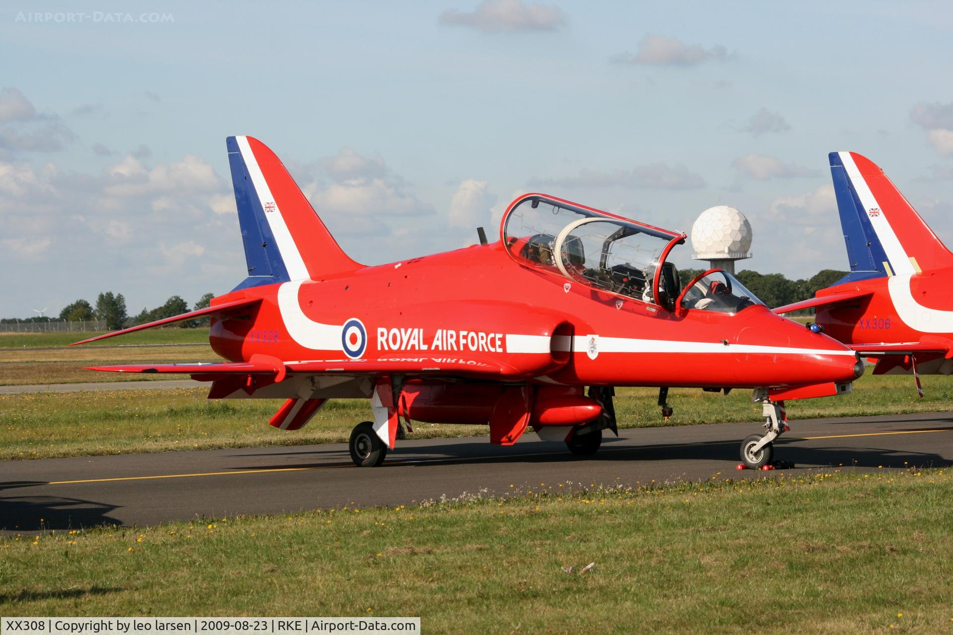 XX308, 1980 Hawker Siddeley Hawk T.1 C/N 143/312133, Roskilde Air Show 23.8.09